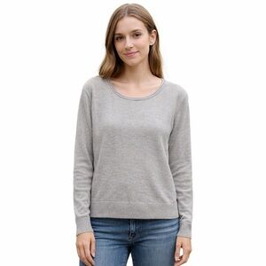 American Eagle Outfitters Amazingly Soft NWT Sweater size Medium